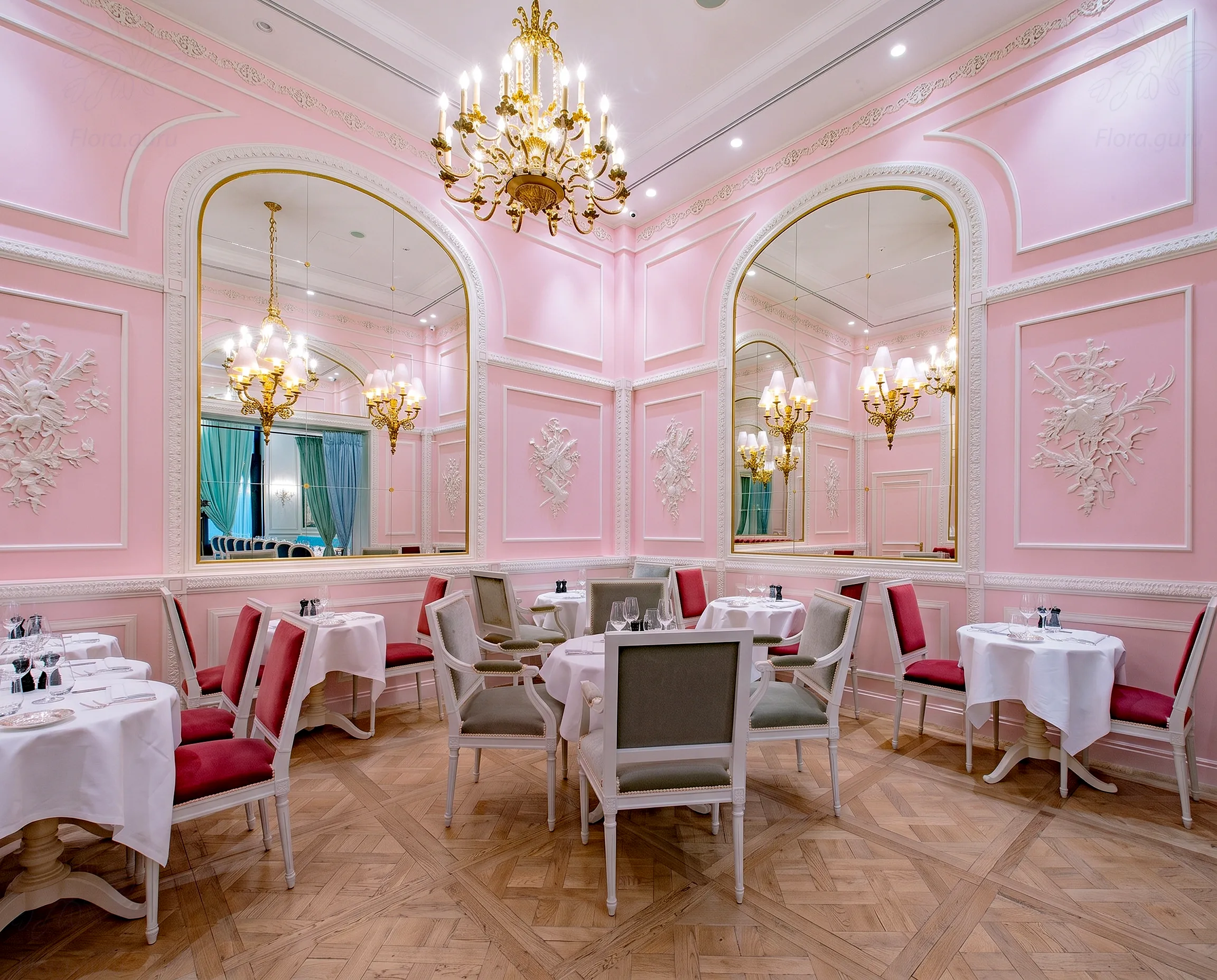 ��� ��������� Laduree � ������ �� ���������� ������ ������� � �������� ���������� � �������� ������� �������